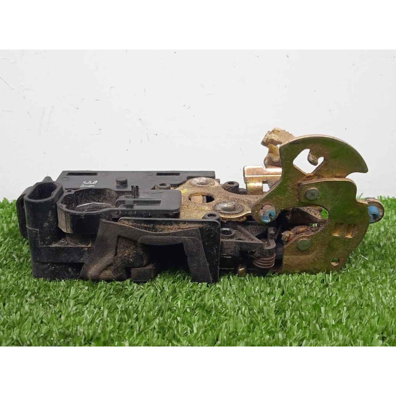 Recambio de cerradura puerta delantera izquierda para daewoo lanos 1.6 cat referencia OEM IAM  ELECTRICAS 3.PINES