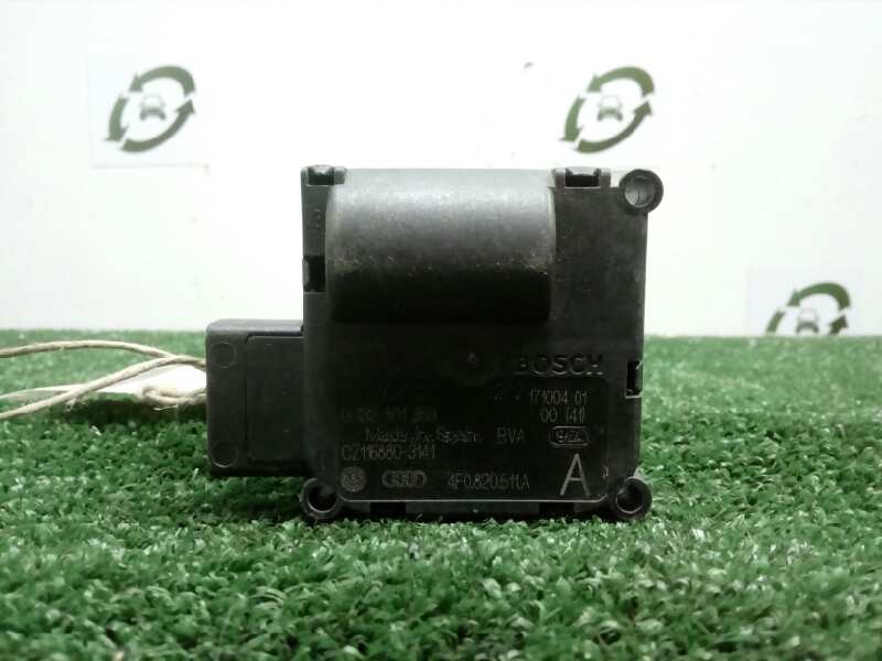 Recambio de motor trampilla calefaccion para audi a6 berlina (4f2) 3.0 v6 24v tdi referencia OEM IAM 0132801359-4F0820511A 5.PIN