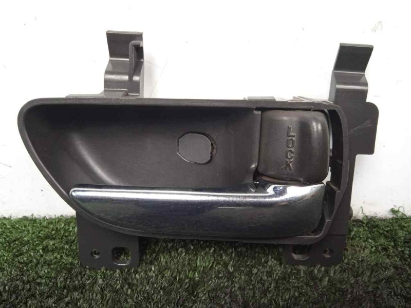 Recambio de maneta interior delantera derecha para subaru forester s12 2.0 diesel cat referencia OEM IAM  CROMADA 