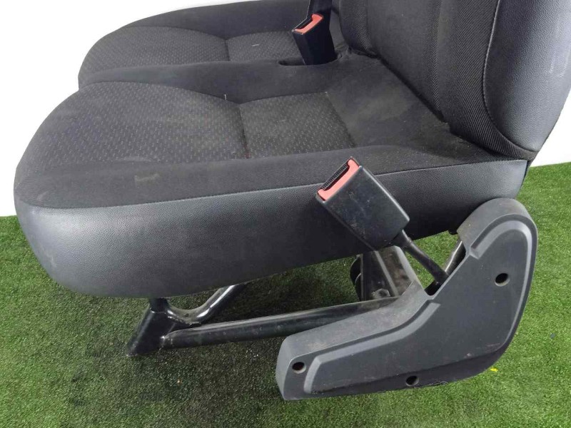 Recambio de asiento delantero derecho para peugeot boxer furgón 2.0 blue-hdi fap cat referencia OEM IAM SINREFERENCIA 2014 2 PLA