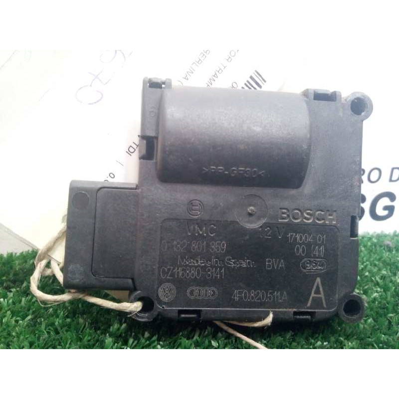 Recambio de motor trampilla calefaccion para audi a6 berlina (4f2) 3.0 v6 24v tdi referencia OEM IAM 0132801359-4F0820511A 5.PIN