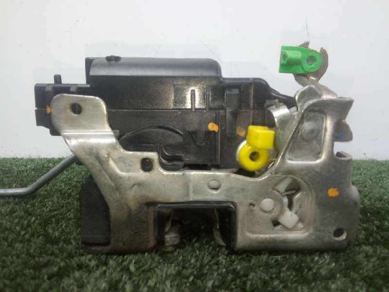 Recambio de cerradura puerta delantera derecha para iveco daily pr 2.3 diesel cat referencia OEM IAM  2010-... 2.PINES