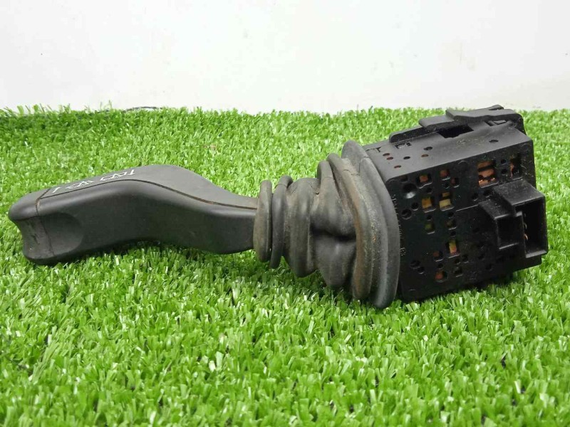 Recambio de mando limpia para opel corsa c 1.0 12v cat (z 10 xe / lw3) referencia OEM IAM 09185417 4.PIN LIMPIA TRASERO