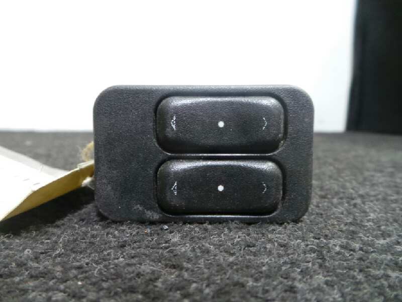Recambio de mando elevalunas delantero izquierdo para opel corsa c 1.0 12v cat (z 10 xe / lw3) referencia OEM IAM   6 PINES