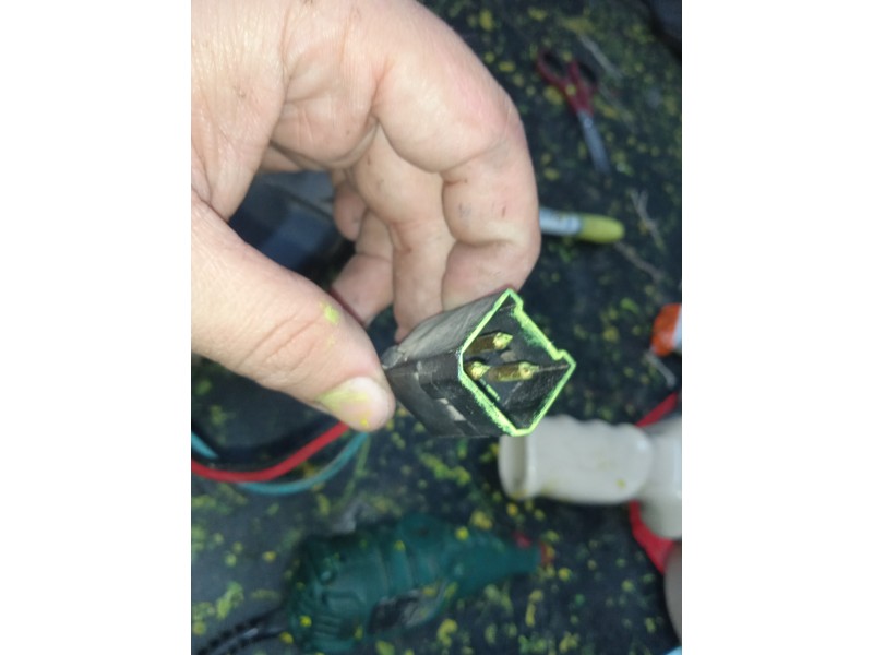 Recambio de electroventilador para ssangyong rodius 2.7 turbodiesel cat referencia OEM IAM 3C2221-6840021050 2.PINES Ø DIAMETRO: