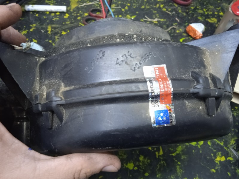 Recambio de electroventilador para ssangyong rodius 2.7 turbodiesel cat referencia OEM IAM 3C2221-6840021050 2.PINES Ø DIAMETRO: