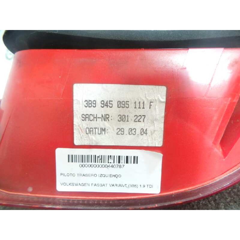 Recambio de piloto trasero izquierdo para volkswagen passat variant (3b5) 1.9 tdi referencia OEM IAM 3B9945095111F-301227 97-00 