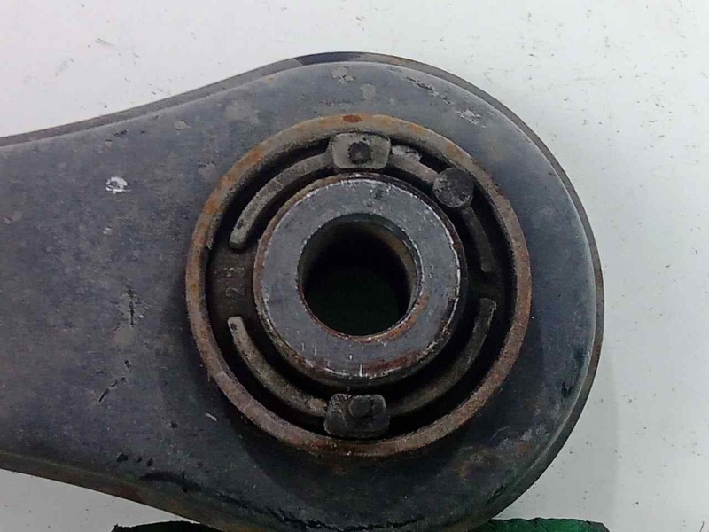 Recambio de brazo suspension superior trasero izquierdo para land rover evoque 2.2 td4 cat referencia OEM IAM 5A994BL2L7A  