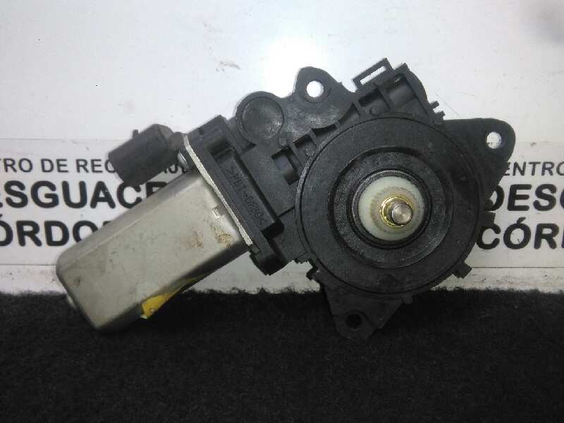 Recambio de motor elevalunas delantero izquierdo para fiat stilo (192) 1.9 jtd cat referencia OEM IAM 50046603 2.PINES 5 PUERTAS