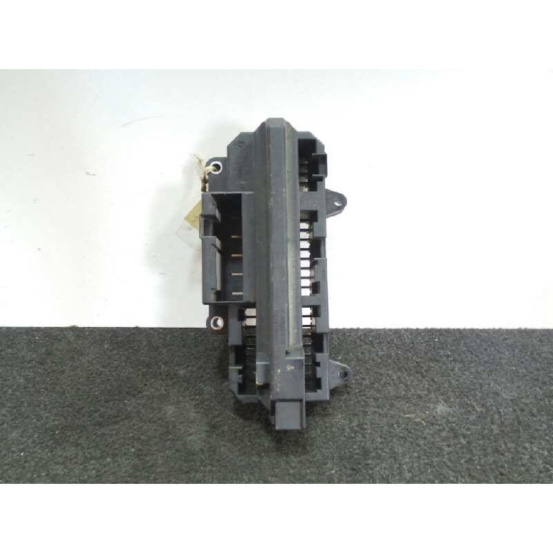 Recambio de caja reles / fusibles para bmw serie 7 (e65/e66) 3.0 turbodiesel cat referencia OEM IAM 5537494  