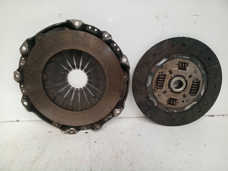 Recambio de kit embrague para mg serie 400 (rt) 2.0 turbodiesel referencia OEM IAM 689109-1711070410-684835  