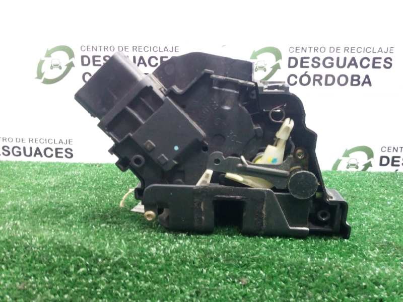 Recambio de cerradura puerta delantera derecha para ford focus c-max (cap) 1.6 tdci cat referencia OEM IAM R21812AF-1483M-924003