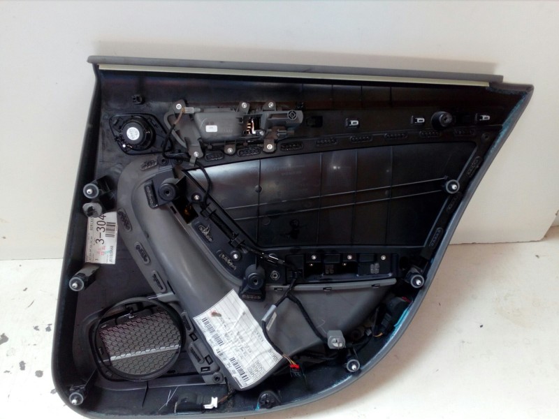 Recambio de guarnecido puerta trasera izquierda para audi a4 ber. (b8) 1.8 16v tfsi referencia OEM IAM   