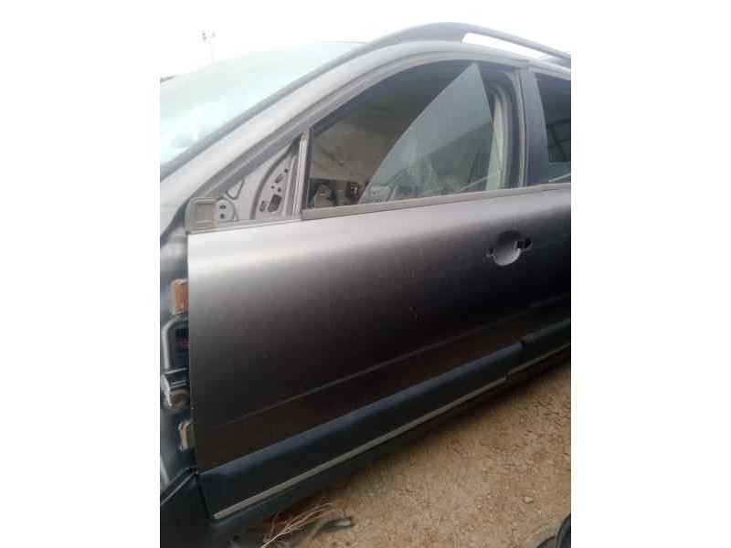 Recambio de puerta delantera izquierda para volvo xc70 2.4 diesel cat referencia OEM IAM   