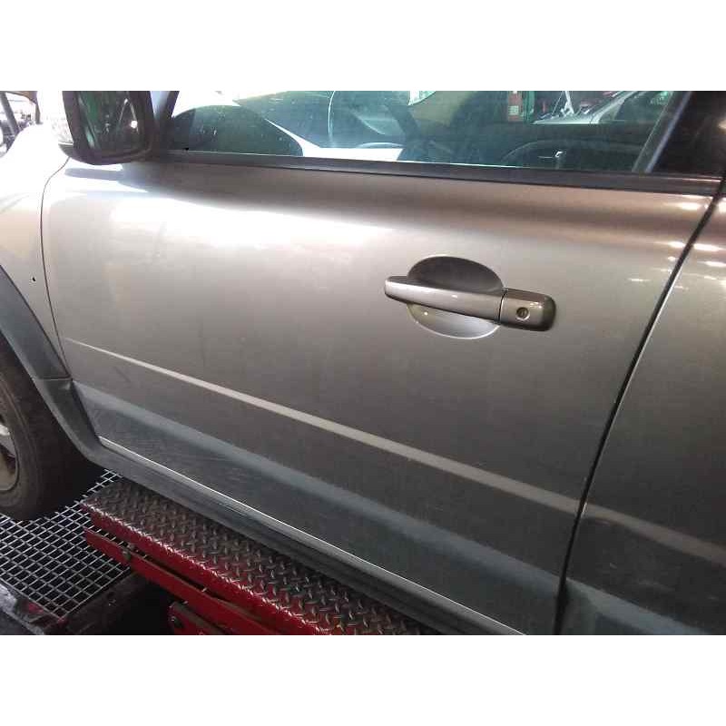 Recambio de puerta delantera izquierda para volvo xc70 2.4 diesel cat referencia OEM IAM   