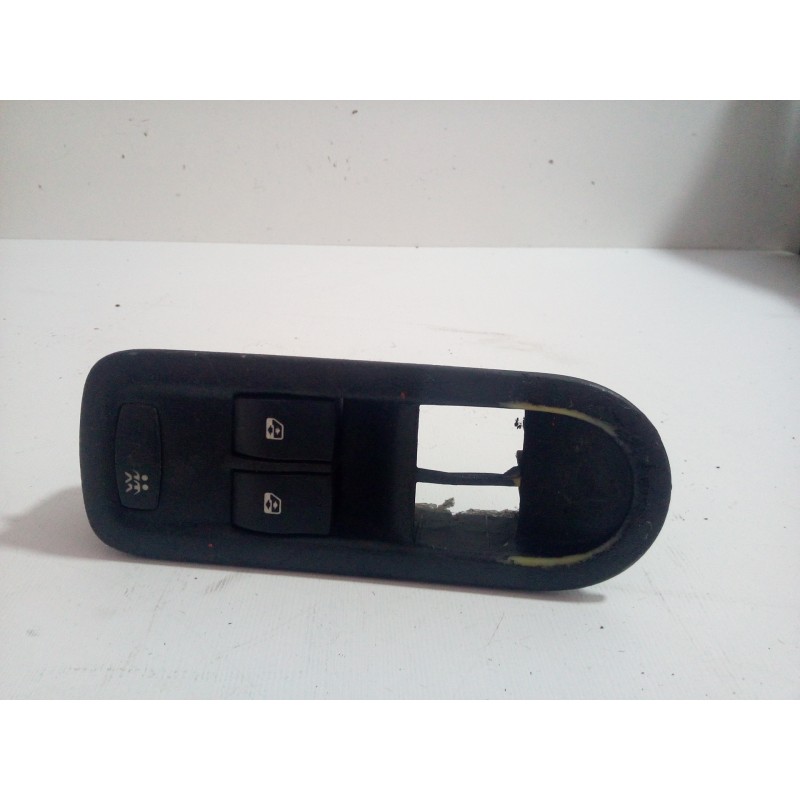 Recambio de mando elevalunas delantero izquierdo para renault megane ii berlina 5p 1.5 dci diesel referencia OEM IAM   4 BOTONES