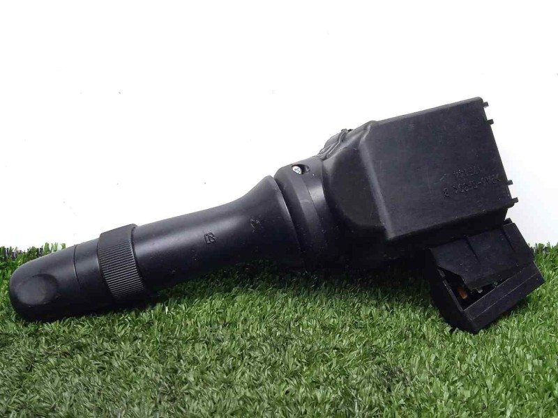 Recambio de mando limpia para toyota auris 1.4 turbodiesel cat referencia OEM IAM 8465202411(POSIBLEREFERENCIAORIGINAL) 07-13 