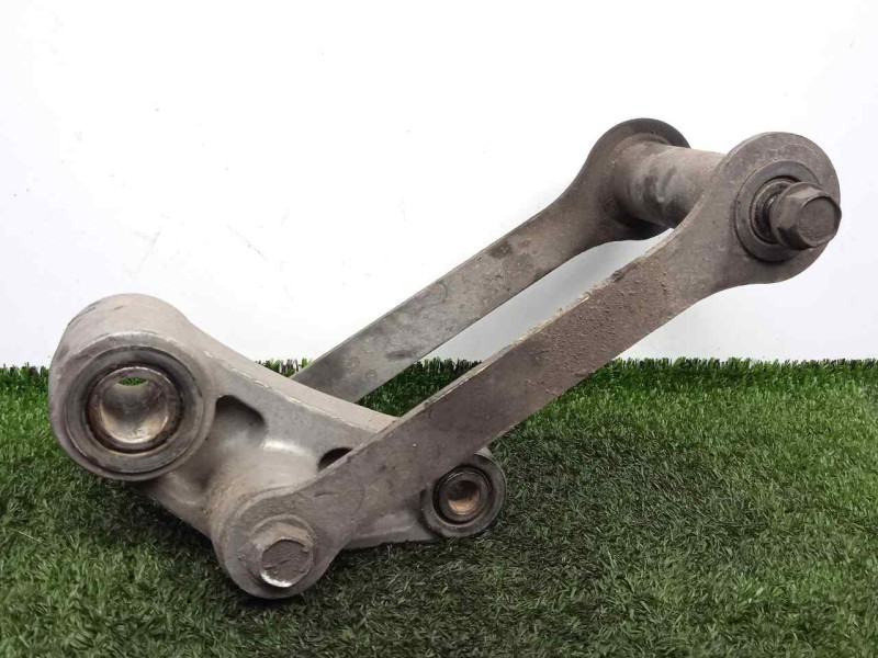 Recambio de bieleta estabilizadora trasera derecha para kawasaki vn 750 / 800 / 900 referencia OEM IAM 390071233-391111141  