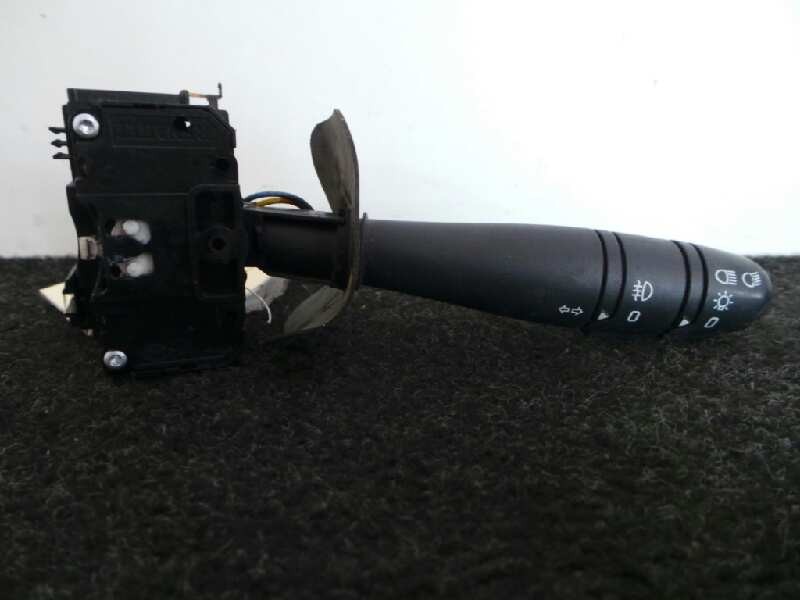 Recambio de mando luces para renault clio ii fase ii (b/cb0) 1.2 referencia OEM IAM 6166  VALEO