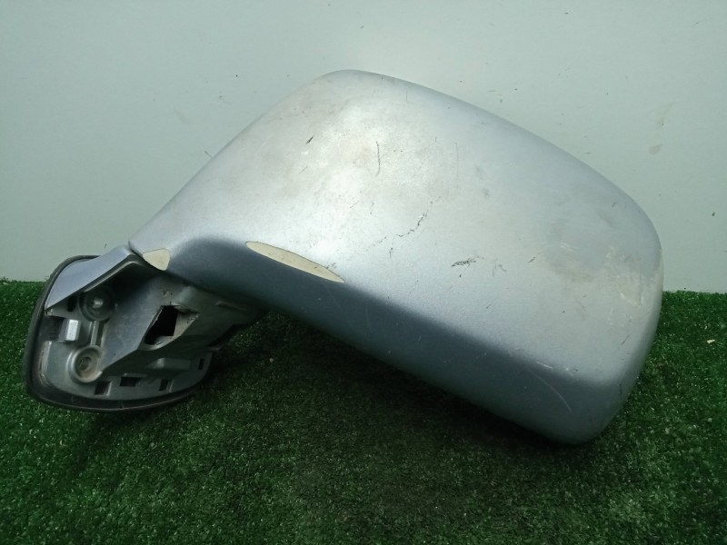 Recambio de retrovisor izquierdo para hyundai trajet (fo) 2.0 16v cat referencia OEM IAM SINREFERENCIA ELECTRICO - 5.PINES GRIS 