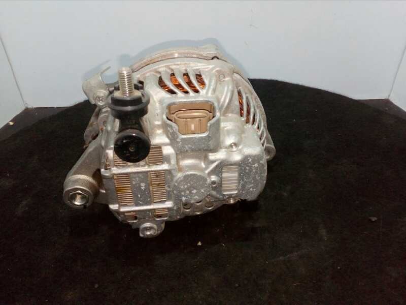 Recambio de alternador para mazda 2 berlina (dy) 1.4 cat referencia OEM IAM ZJ38-A2TG1391 FOMOCO 90A