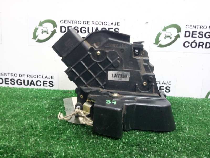 Recambio de cerradura puerta trasera izquierda para ford focus c-max (cap) 1.6 tdci cat referencia OEM IAM R26413BK-5483A-924003