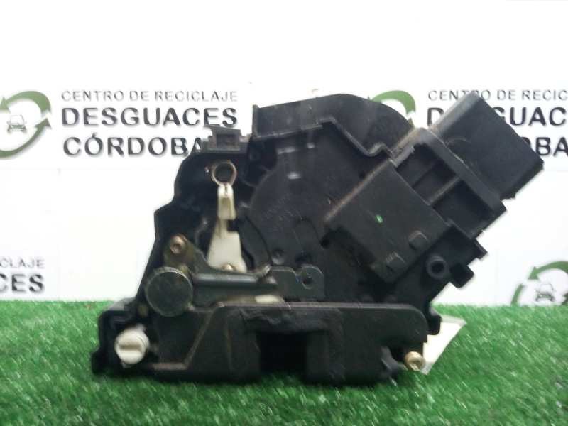 Recambio de cerradura puerta trasera izquierda para ford focus c-max (cap) 1.6 tdci cat referencia OEM IAM R26413BK-5483A-924003