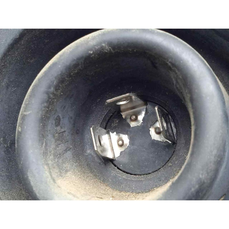 Recambio de faro izquierdo para dacia logan 1.4 cat referencia OEM IAM 8200211005 05-08 