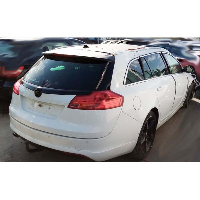 Recambio de puerta delantera derecha para opel insignia sports tourer 2.0 16v cdti referencia OEM IAM   