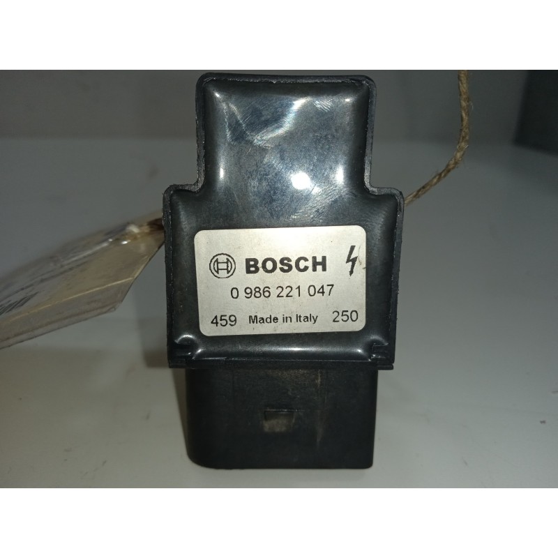 Recambio de bobina encendido para skoda fabia (5j2 ) 1.2 referencia OEM IAM 0986221047  