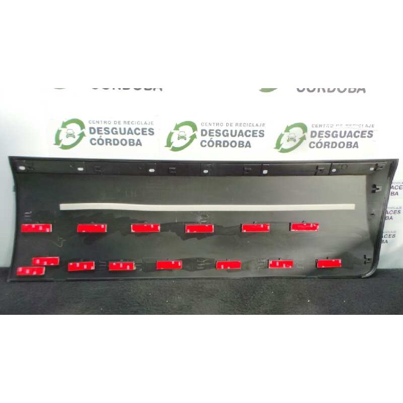 Recambio de moldura para hyundai terracan (hp) referencia OEM IAM 87753H1020  