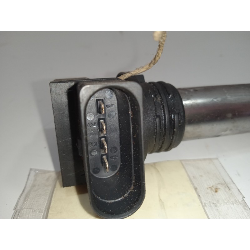 Recambio de bobina encendido para skoda fabia (5j2 ) 1.2 referencia OEM IAM 0986221047  