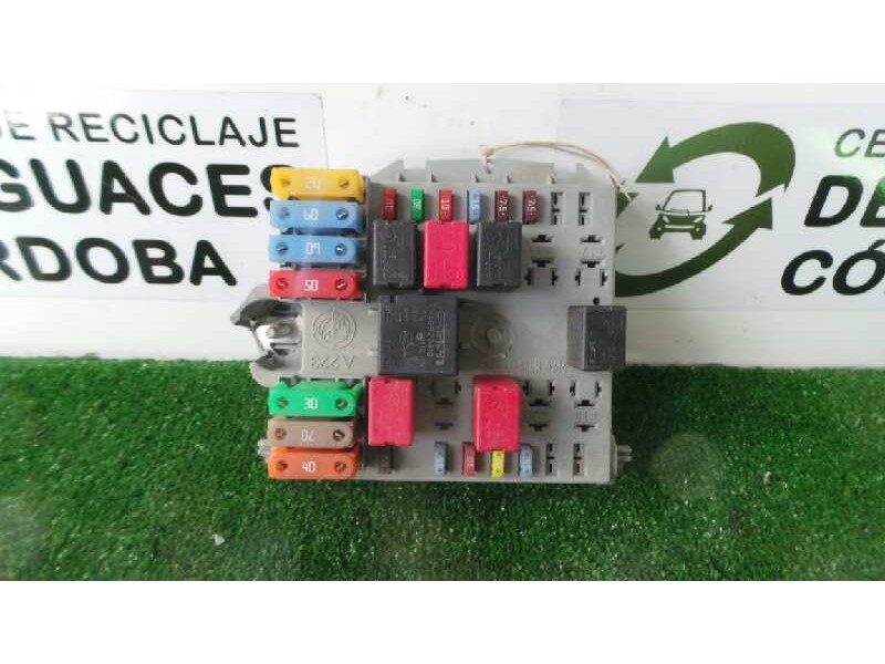 Recambio de caja reles / fusibles para fiat punto berlina (188) 1.2 cat referencia OEM IAM 46835593  