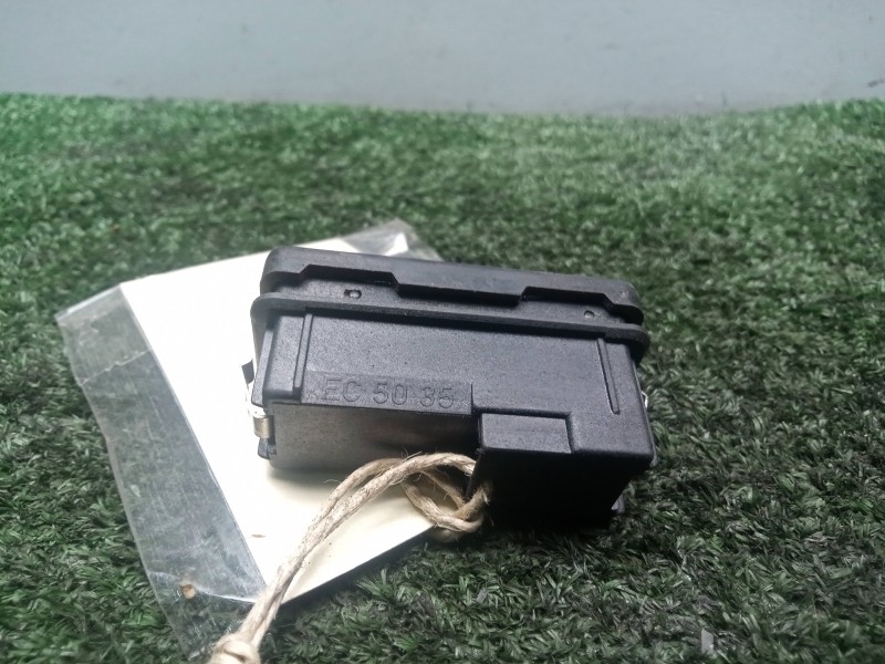 Recambio de warning para bmw serie 5 berlina (e39) 3.0 24v turbodiesel cat referencia OEM IAM 8350947  