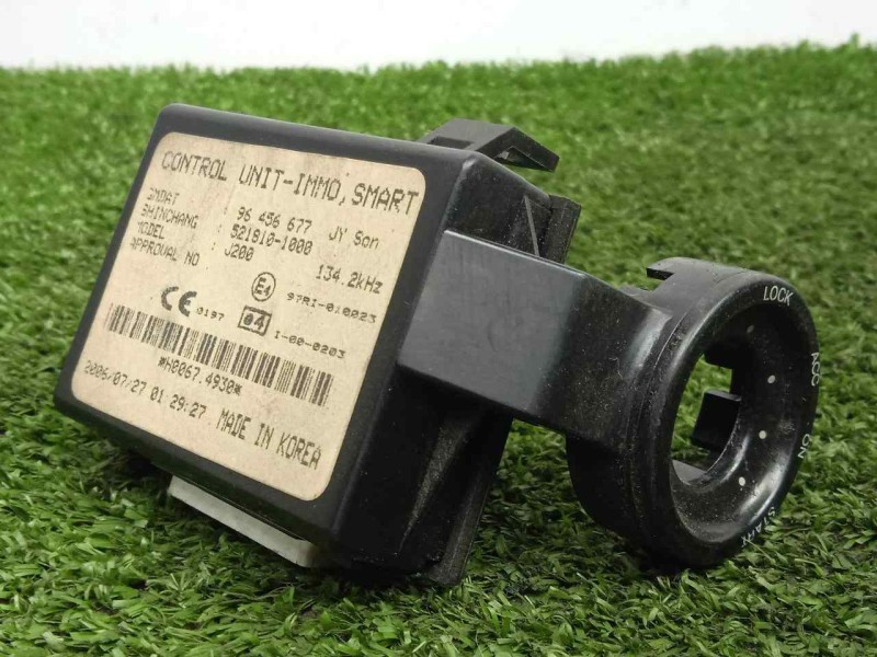 Recambio de antena para chevrolet nubira berlina 1.6 cat referencia OEM IAM 96456677-5218101000 ANTENA.CONMUTADOR 