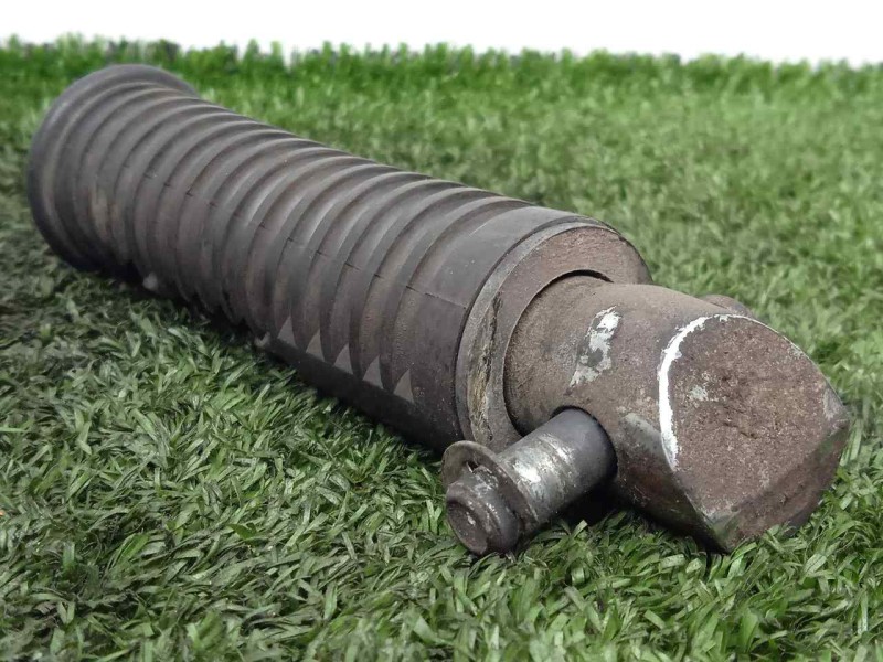 Recambio de posapie para kawasaki vn 750 / 800 / 900 referencia OEM IAM 340281220-340280393 TRASERO DERECHO 