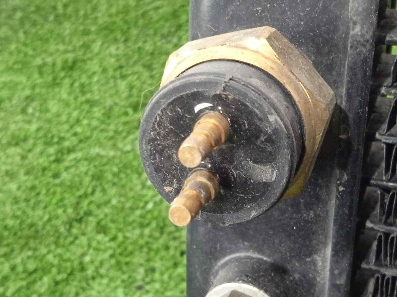 Recambio de radiador agua para kawasaki vn 750 / 800 / 900 referencia OEM IAM 390601164 233X302X27 