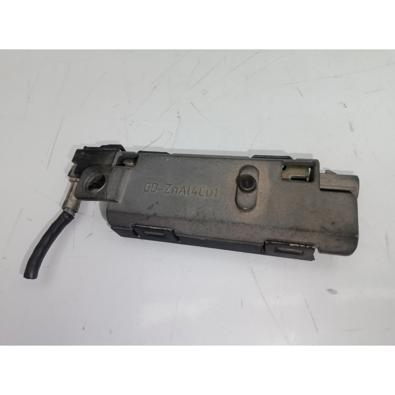Recambio de modulo electronico para audi a3 (8p) 2.0 tdi referencia OEM IAM 8P0035225B AMPLIFICADOR.ANTENA 