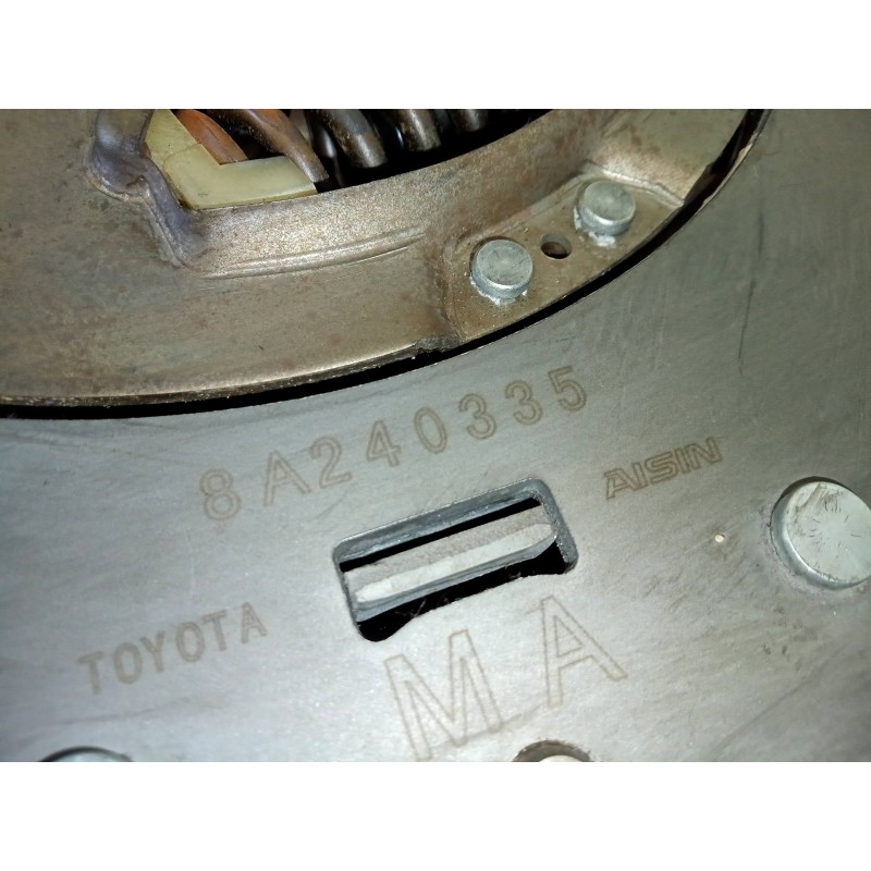 Recambio de volante motor para toyota highlander 3.3 g hybrid referencia OEM IAM 8A240335  