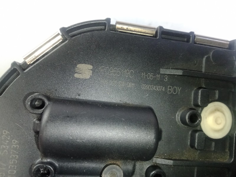 Recambio de motor limpia delantero para seat leon (1p1) 1.6 tdi referencia OEM IAM 1137328652-H351753429  