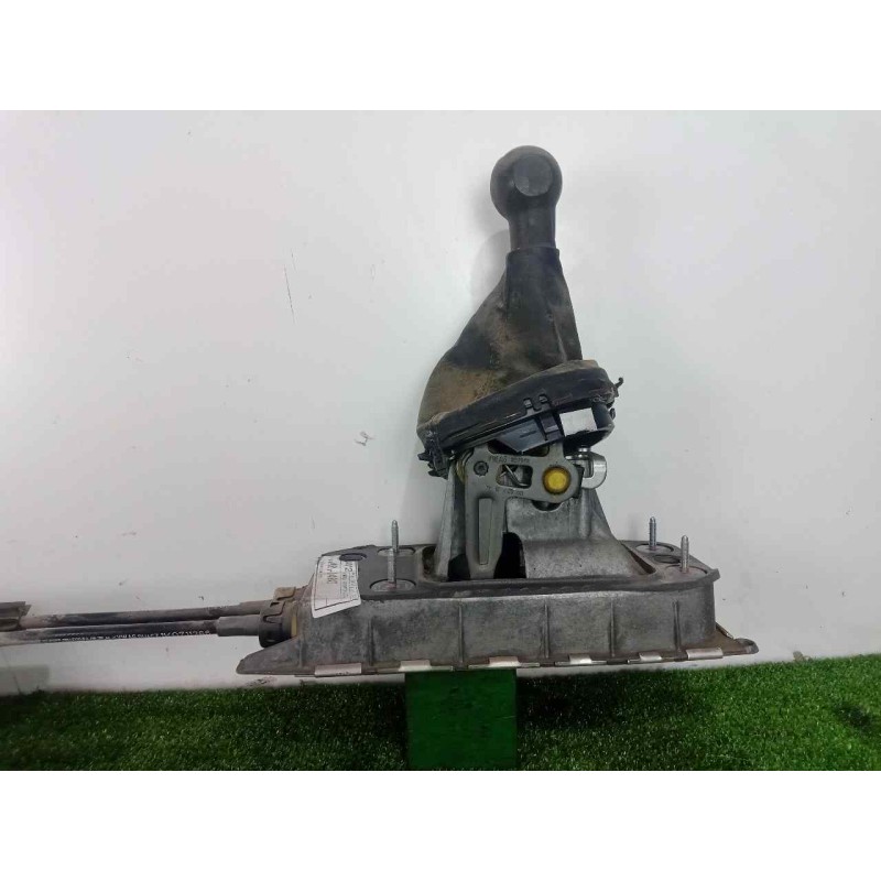 Recambio de palanca cambio para seat leon (1p1) 2.0 tdi referencia OEM IAM 1K0711049AT 6.VELOCIDADES MANUAL