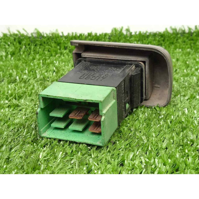 Recambio de warning para nissan cabstar - e 3.0 td 110 referencia OEM IAM  98-06 - 3.PINES 