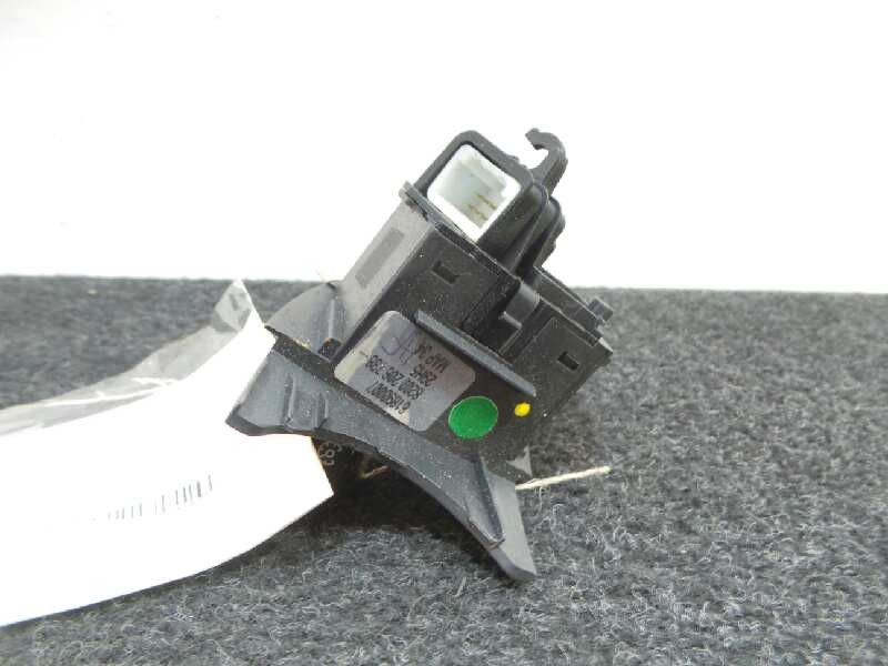 Recambio de mando volante para renault scenic ii 1.5 dci diesel referencia OEM IAM 8200206738-61890007  