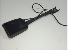 Recambio de enganche cinturon delantero derecho para peugeot 308 1.6 hdi fap referencia OEM IAM    2