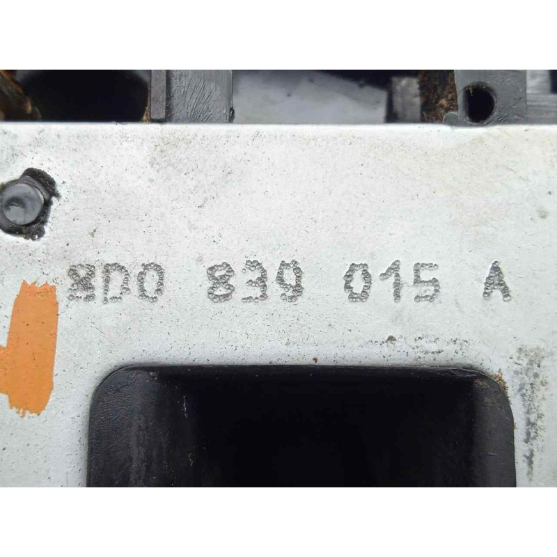 Recambio de cerradura puerta trasera izquierda para audi a4 berlina (b5) 1.9 tdi referencia OEM IAM 8D0839015A MECANICA 