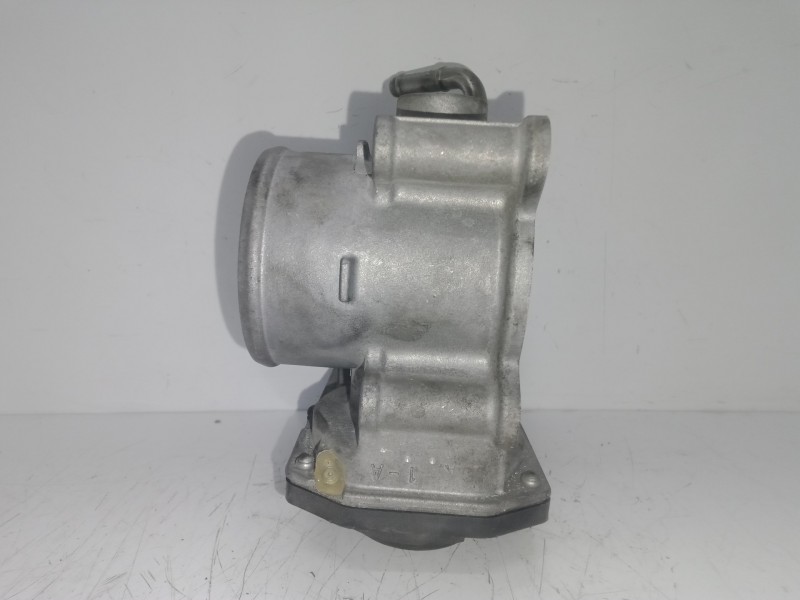 Recambio de caja mariposa para toyota auris 1.3 16v cat referencia OEM IAM 2203047010-5L19-1190-142005L11  