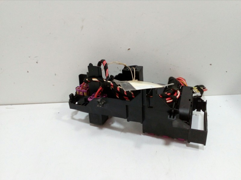 Recambio de caja reles / fusibles para audi a4 ber. (b8) 1.8 16v tfsi referencia OEM IAM 8K0971845A  