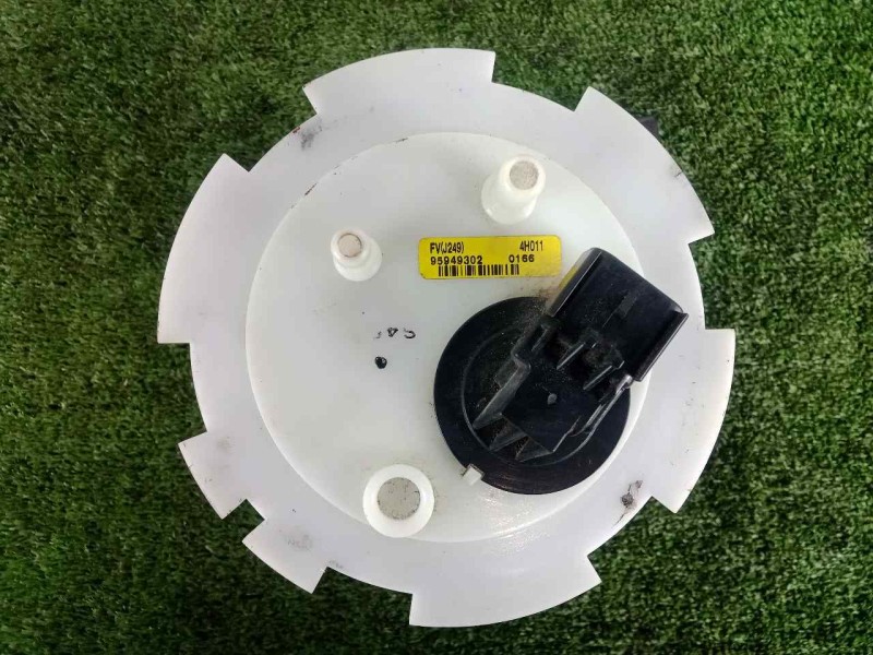 Recambio de aforador para daewoo lacetti 1.4 cat referencia OEM IAM 95949302 CON.BONMBA 6.PINES