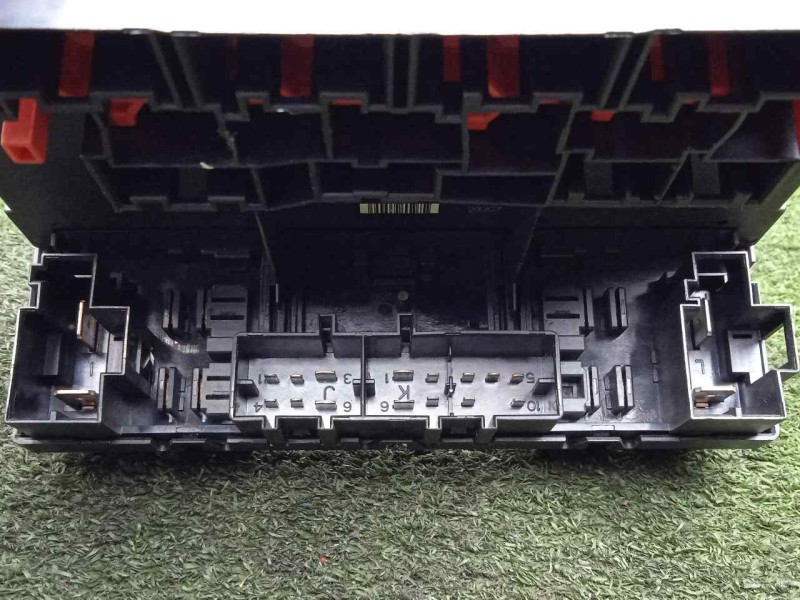 Recambio de caja reles / fusibles para seat altea (5p1) 1.9 tdi referencia OEM IAM 3C0937049-3C0937049AH-28107525  