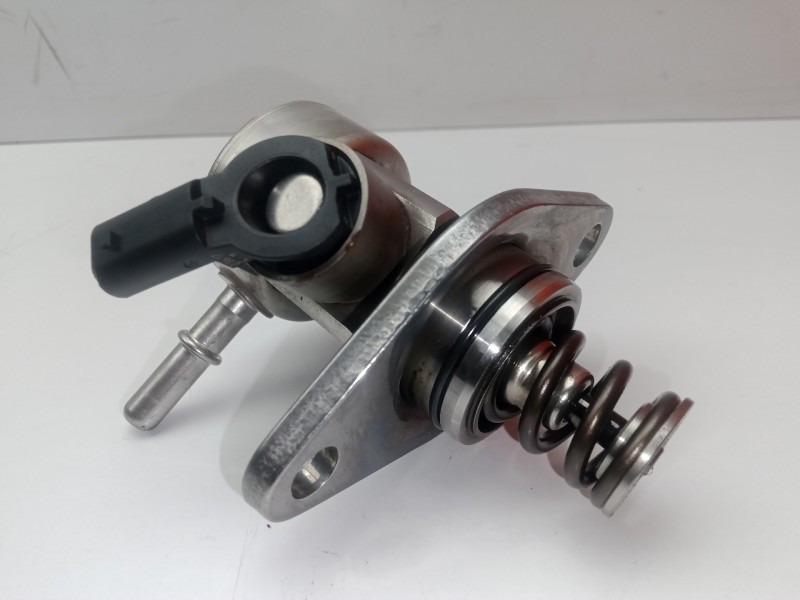 Recambio de bomba combustible para opel crossland x 1.2 referencia OEM IAM 9805614880 2.PINES 